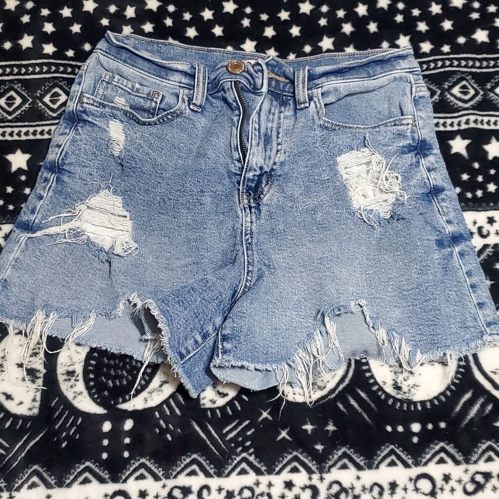 90s boyfriend shorts